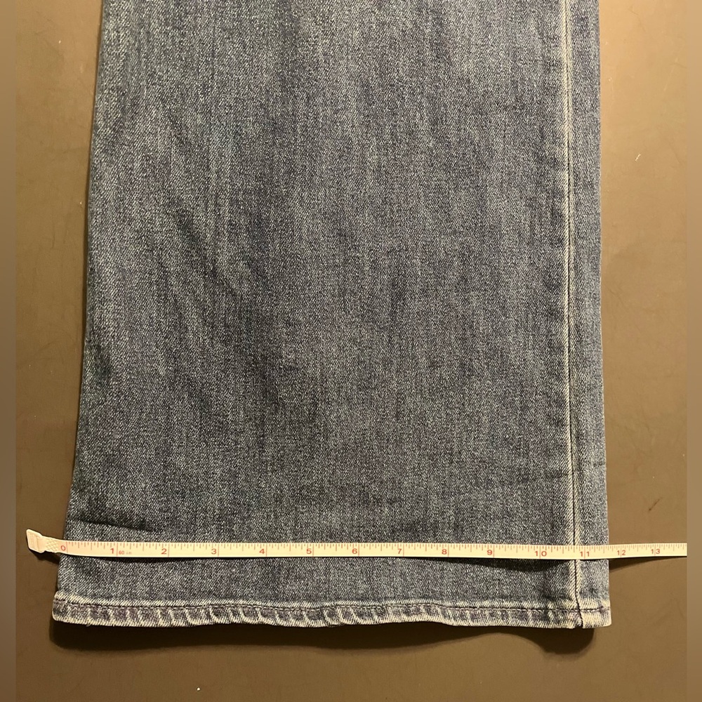 Old Navy Women’s Size 22 High Rise WOW Flare Medium Wash Blue Jeans - Picture 9 of 14